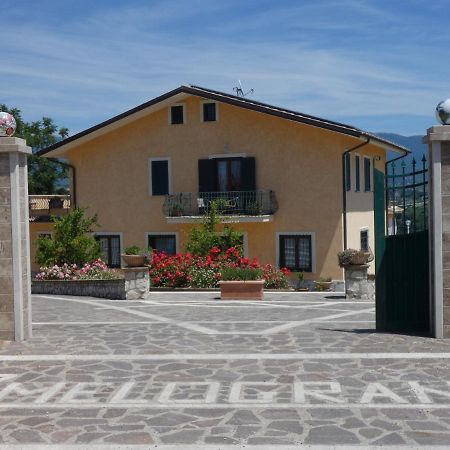 I Due Melograni Agriresort Tarano 外观 照片