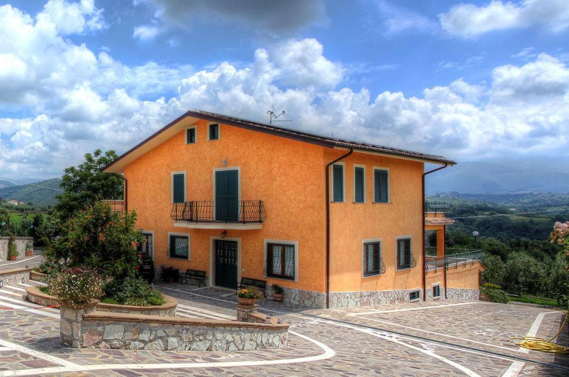 I Due Melograni Agriresort Tarano 外观 照片