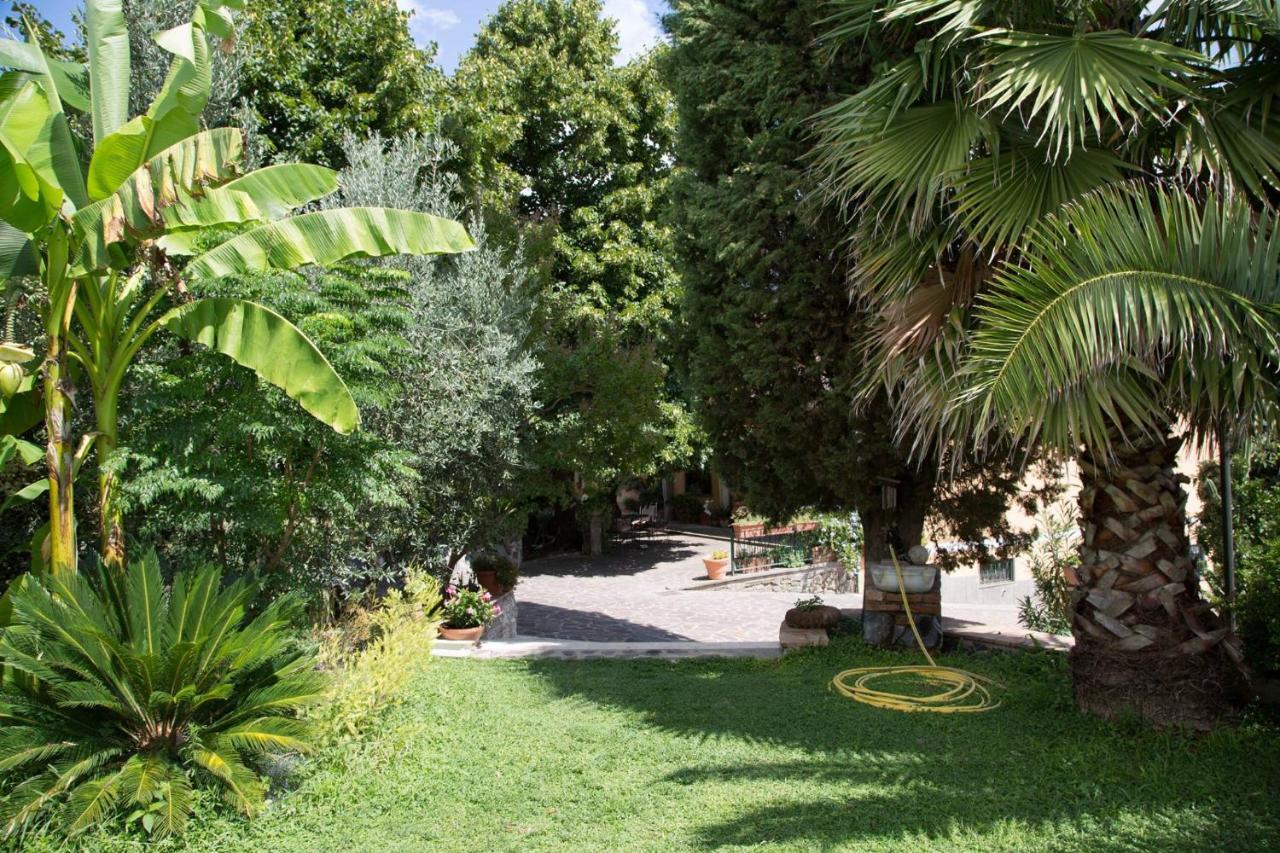 I Due Melograni Agriresort Tarano 外观 照片