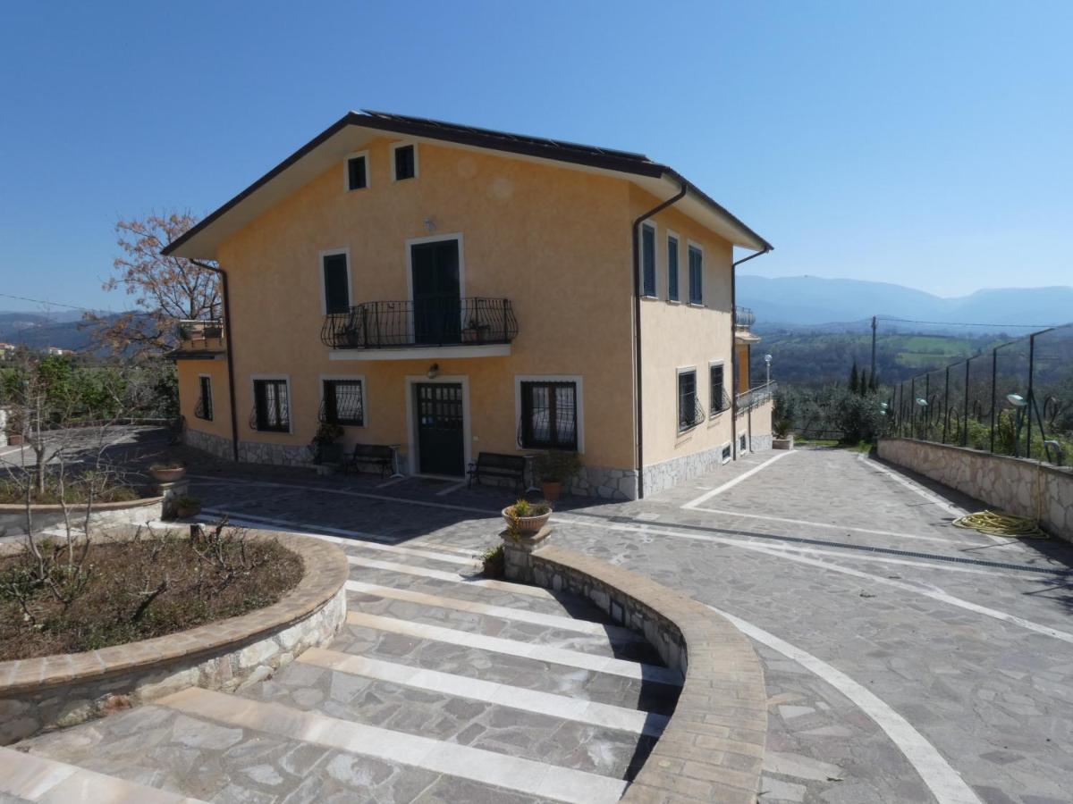 I Due Melograni Agriresort Tarano 外观 照片