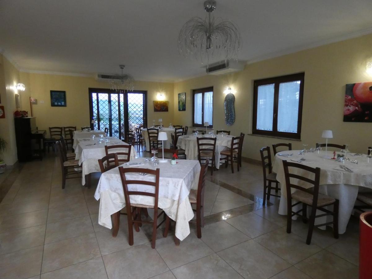 I Due Melograni Agriresort Tarano 外观 照片